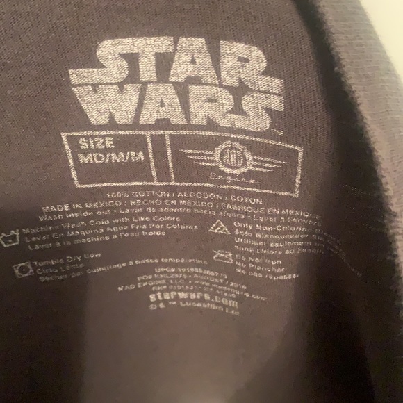 NWOT’s Size Medium Star Wars Shirt - Picture 4 of 4